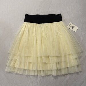 NWT Juniors Size Small Ivory Tiered Tulle Mini Skirt with Wide Elastic Waistband